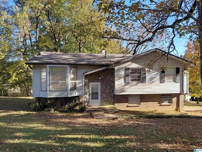 Building Photo - 2559 Janice Cir NE