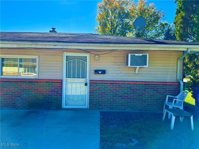 Building Photo - 3017 Northgate Ave