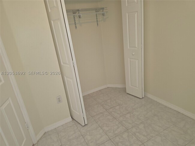 Building Photo - 14241 SW 151st Ave