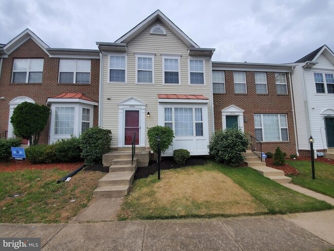 Building Photo - 3344 Vineland Pl