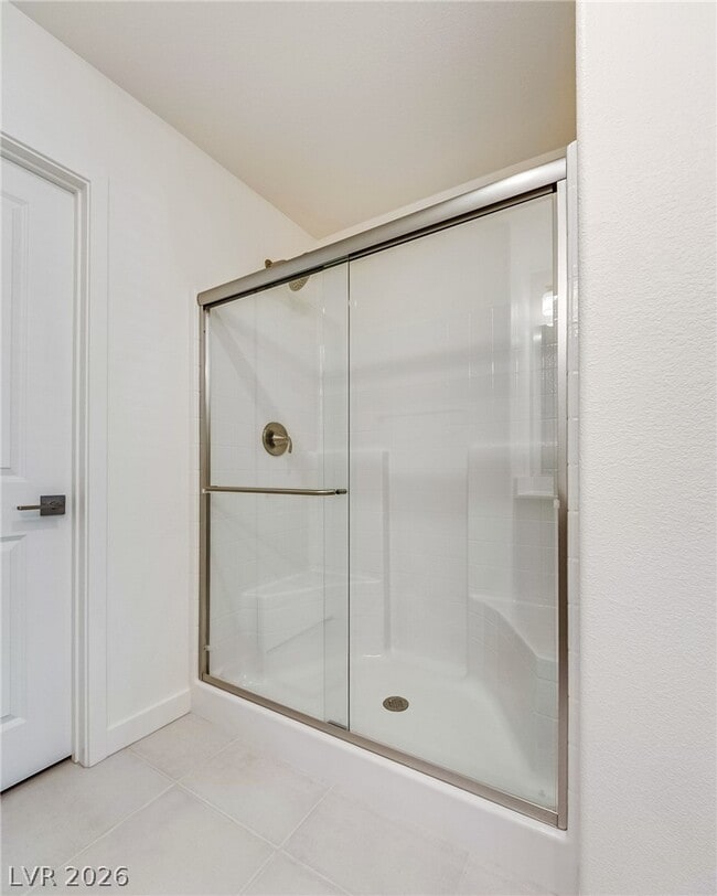 Building Photo - 5838 Kips Bay St