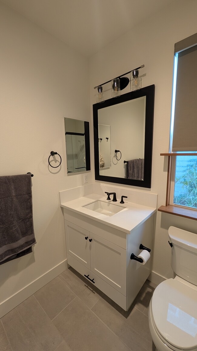 Building Photo - 1604 Winding Creek Way