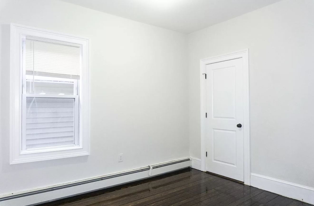 Building Photo - 1000 Memorial Dr