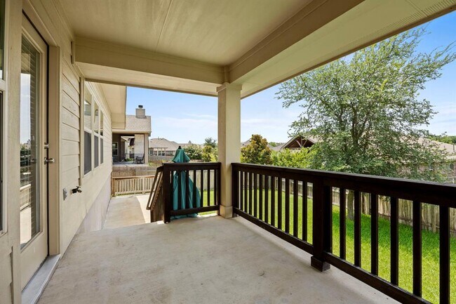 Building Photo - 131 Mount Ellen St