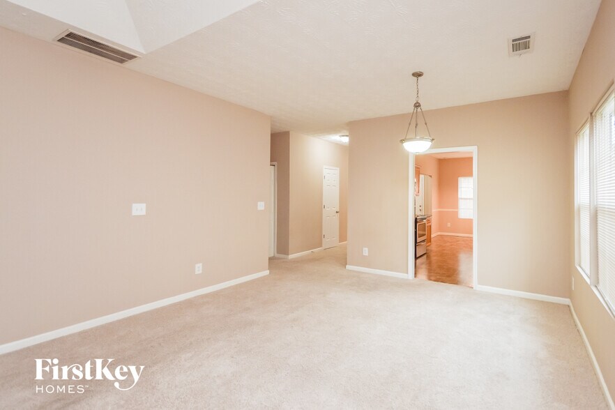 Building Photo - 124 Astilbe Meadow Dr