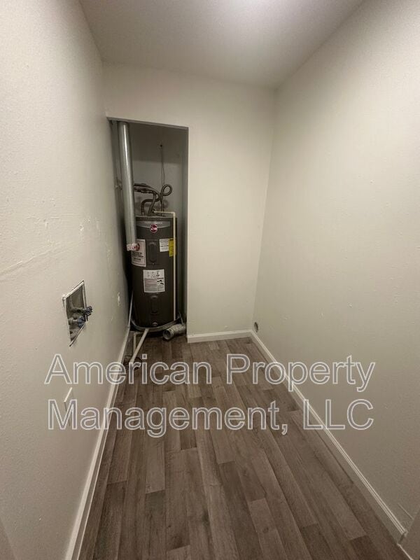 Building Photo - 2320 S 84th E Ave
