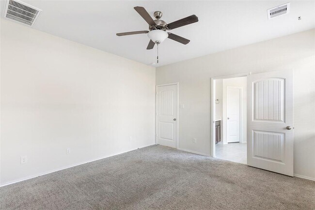 Building Photo - 4326 Chester Forest Ct