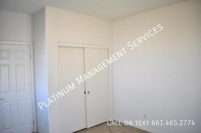 Building Photo - 4202 W Avenue J13