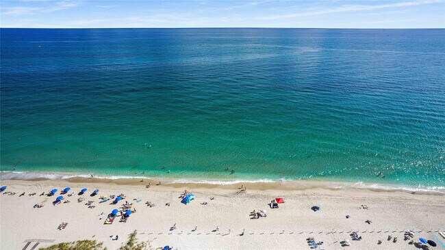 Building Photo - 4020 Galt Ocean Dr