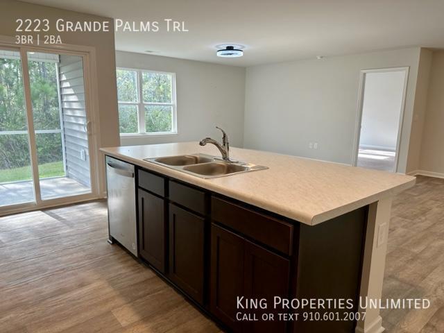 Building Photo - 2223 Grande Palms Trl