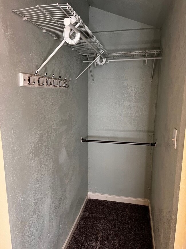 Building Photo - Charming Home for Rent