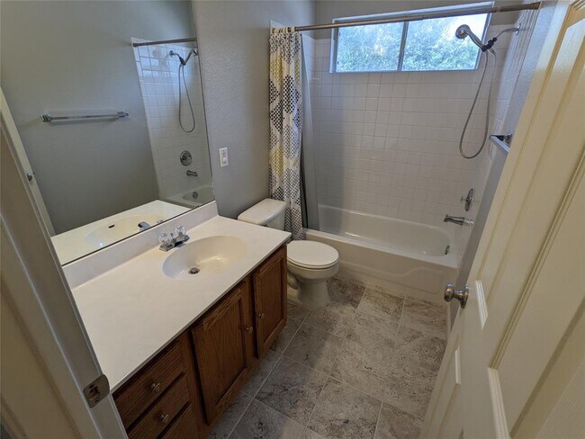Building Photo - 4409 Hoffman Dr