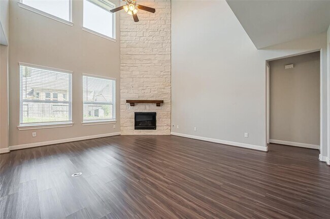 Building Photo - 2310 Dalton Trl