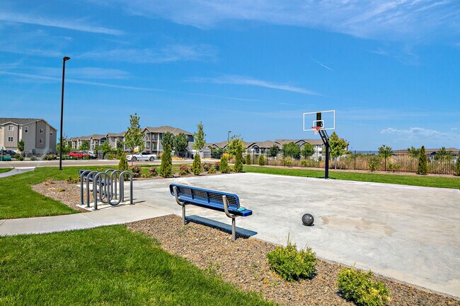 Building Photo - Gorgeous Townhomes in Entrata Farms of Meridian. Luxurious Amenities!