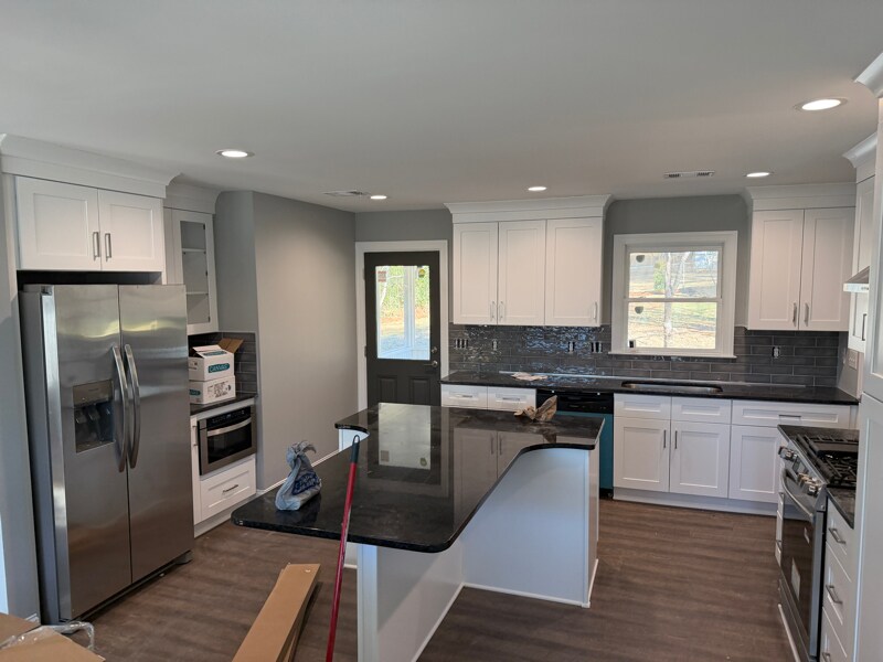 Building Photo - 3022 Wilson Rd