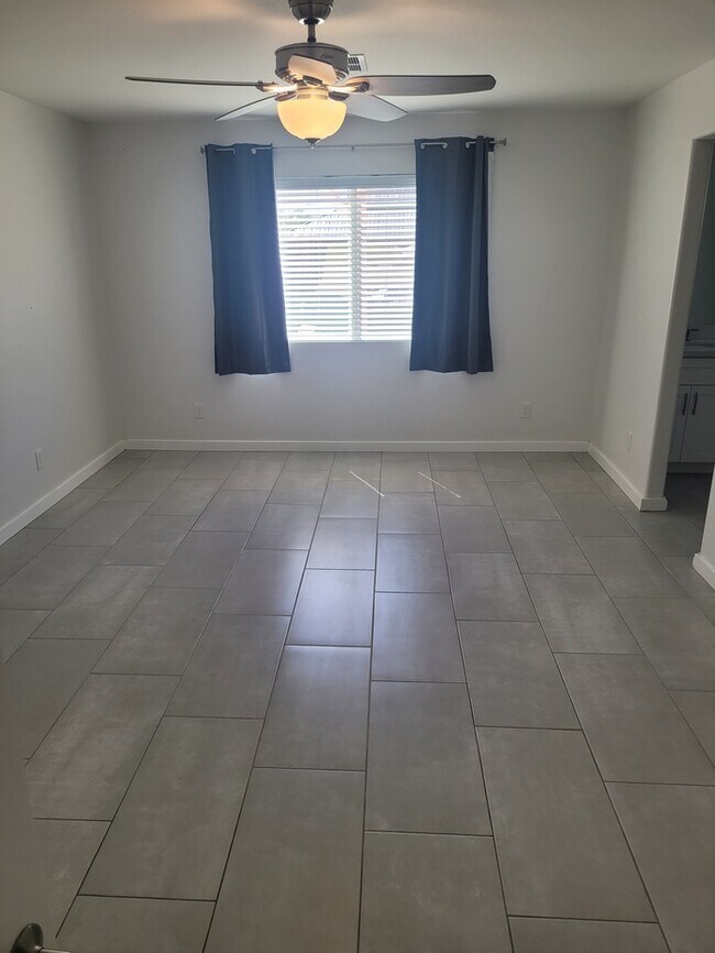 Building Photo - Gorgeous 3/2 in the foothills for rent!