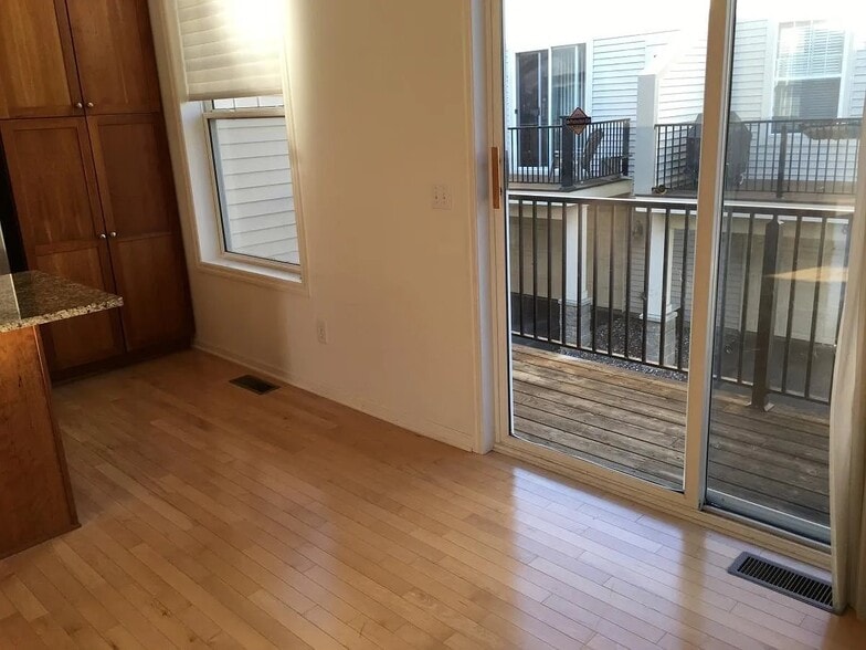 Building Photo - 8279 Labont Way