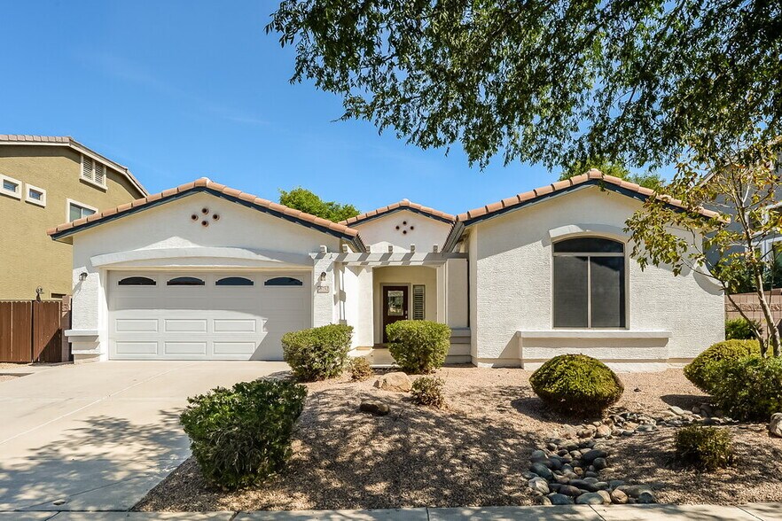 Primary Photo - 18752 E Superstition Dr
