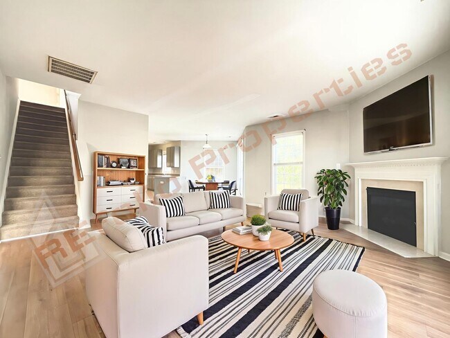 Building Photo - Lovely 4 Bedroom, 2.5 Bath Single-Family H...