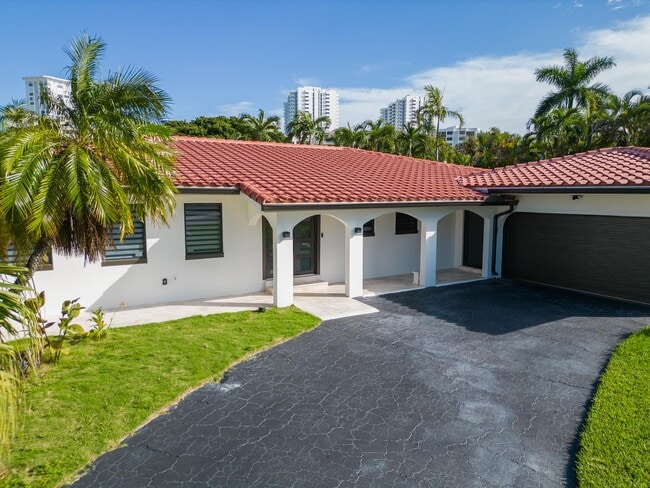 Building Photo - 1330 W Terra Mar Dr