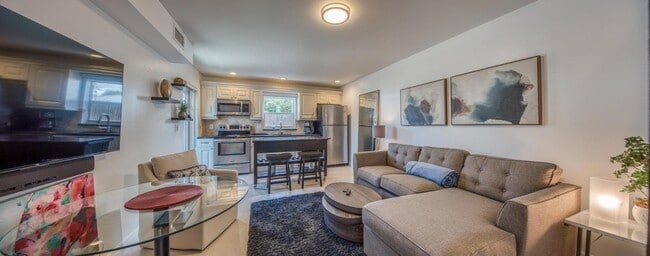 Building Photo - 1331 North N Street