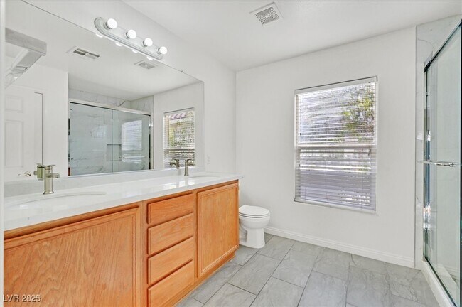 Building Photo - 6333 Sycamore Grove Ct
