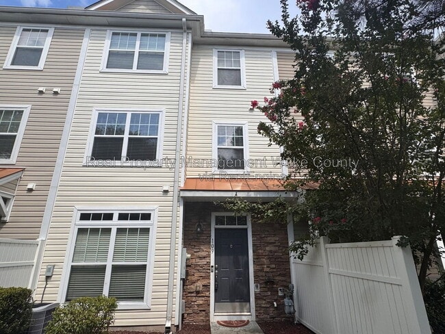 Building Photo - 11701 Coppergate Dr