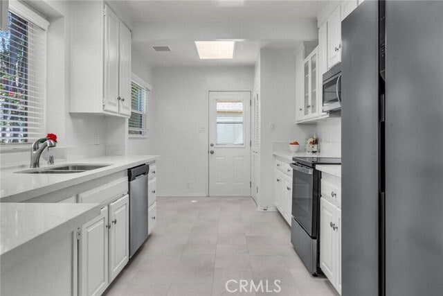 Building Photo - 782 N Almar Ave