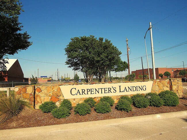 Building Photo - Spacious Four Bedroom Home Conveniently Located in Carpenters Landing