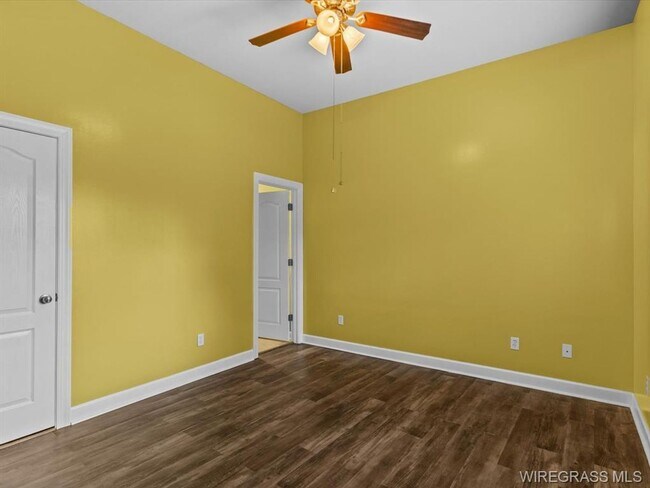 Building Photo - Available December!