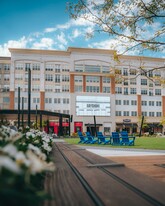 Building Photo - Bayshore Place