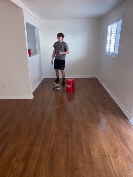 Living Room - 2108 Marshallfield Ln