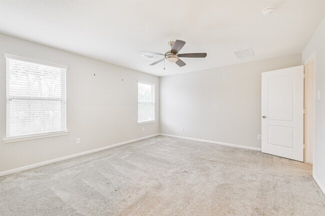 Building Photo - 2036 Elkington Cir