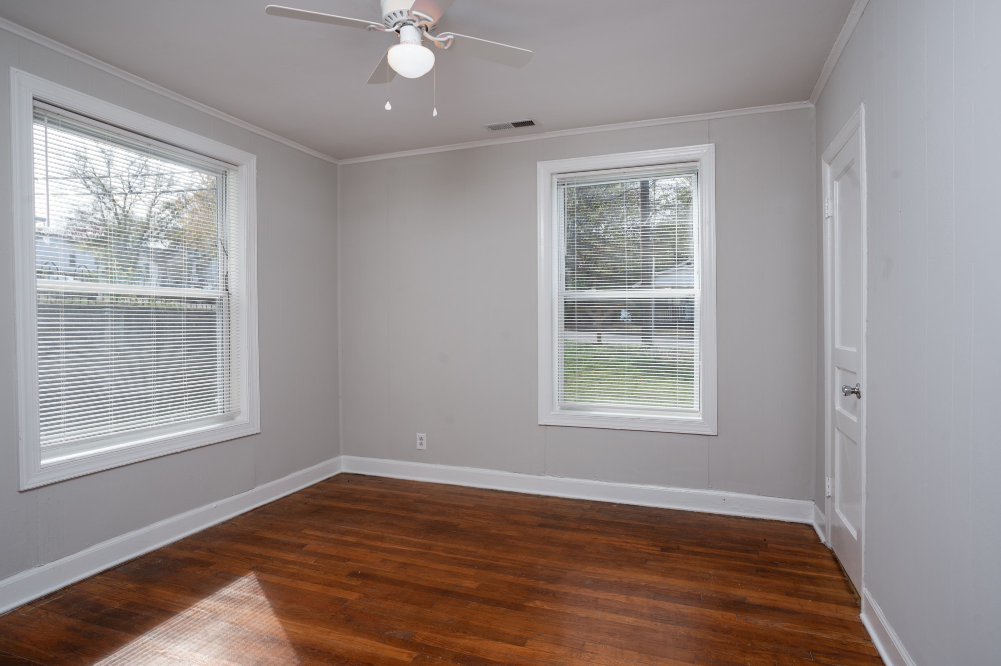 Primary Bedroom - 932 33rd Ave N