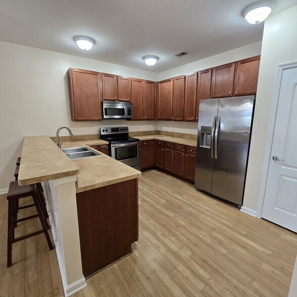 Building Photo - 5321 Warminster Dr