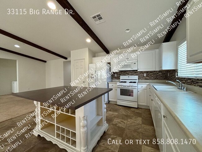 Building Photo - Beautiful 3 BR 2 BA Home for Lease