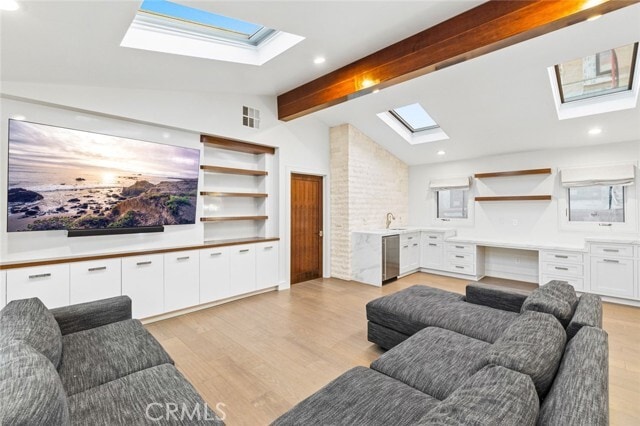 Building Photo - 518 Marigold Ave