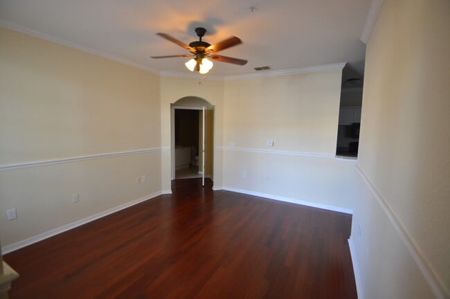 Building Photo - ALTAMONTE SPRINGS:Gated community, Ground Floor Unit! AVAILABLE APRIL 15th!