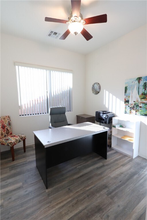 Building Photo - 2885 Esmerelda Dr