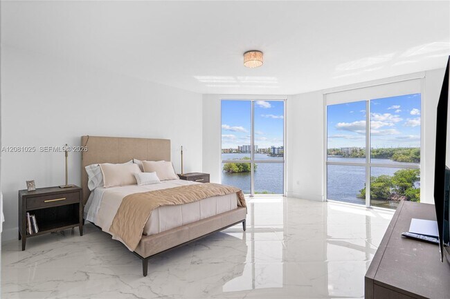 Building Photo - 17111 Biscayne Blvd