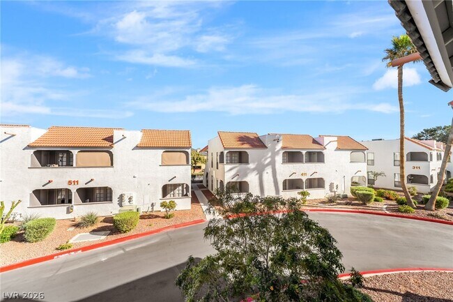 Building Photo - 1512 Bass Dr