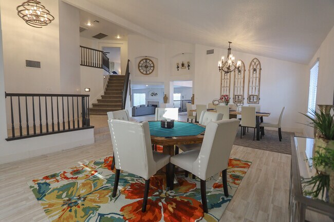 Primary Photo - 7555 Poppy Meadow St