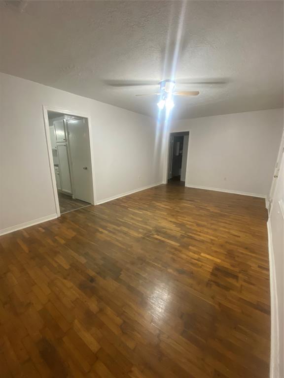 Building Photo - 332 Greenbriar Dr