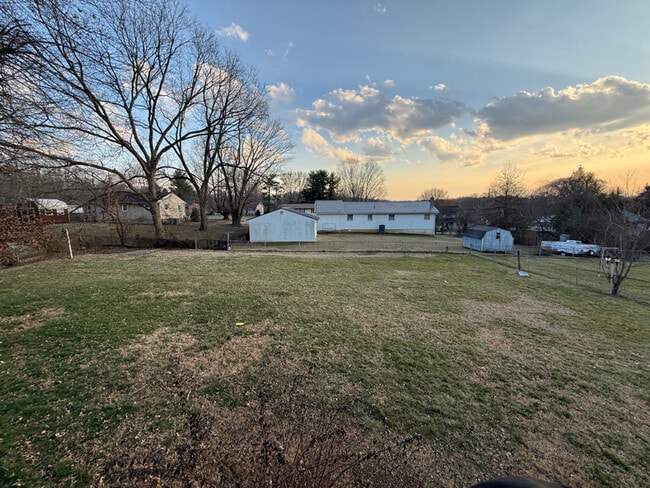 Building Photo - 2405 Melborne Dr