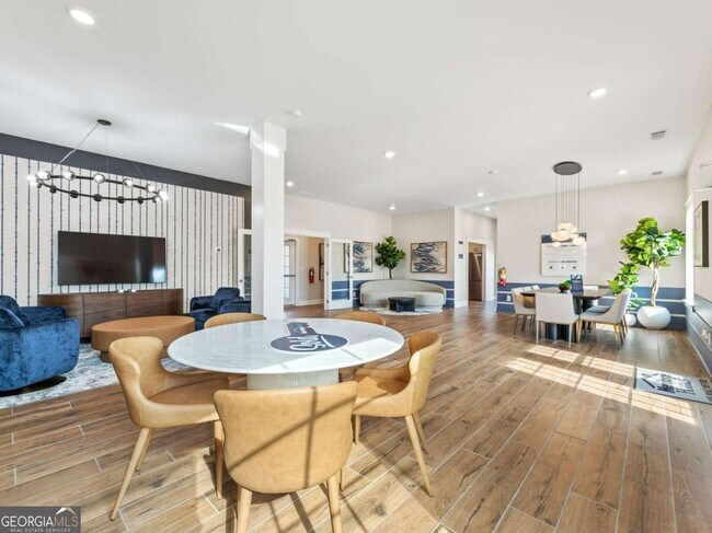Building Photo - 2576 Double Oak Trl