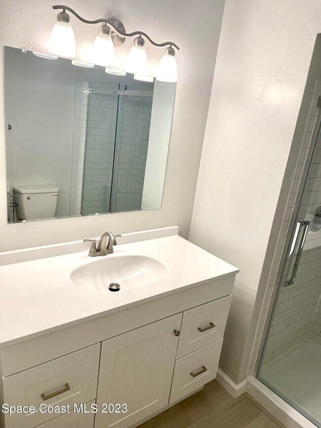 Building Photo - 179 Shell Pl