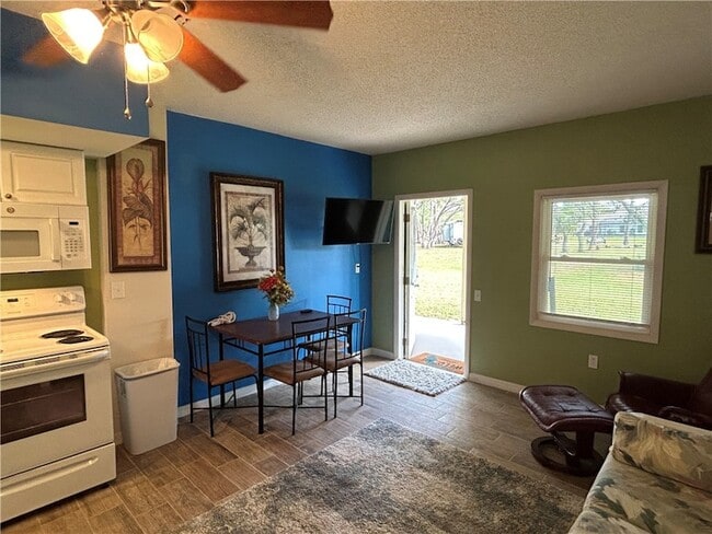 Building Photo - 9418 Fleming Grant Rd