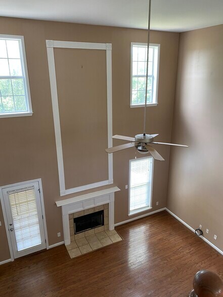 Building Photo - 6321 Overlook Dr