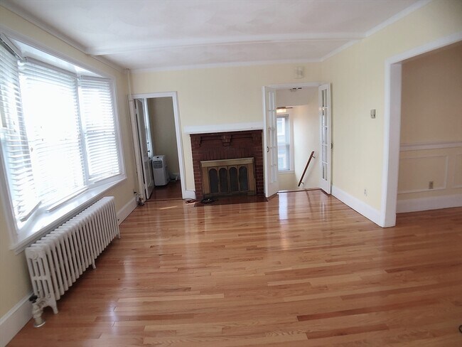 Building Photo - 31 Gilbert Rd