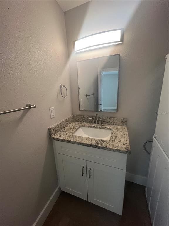 Building Photo - 322 Lasayette Dr NE